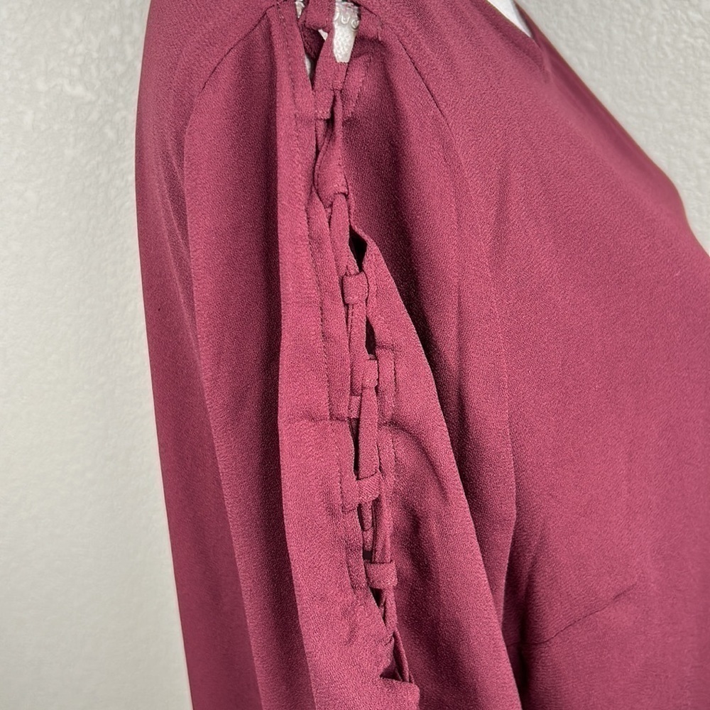Time and Tru Burgundy Boho Side Lace Up Flowy Top Size 2X - Picture 4 of 6